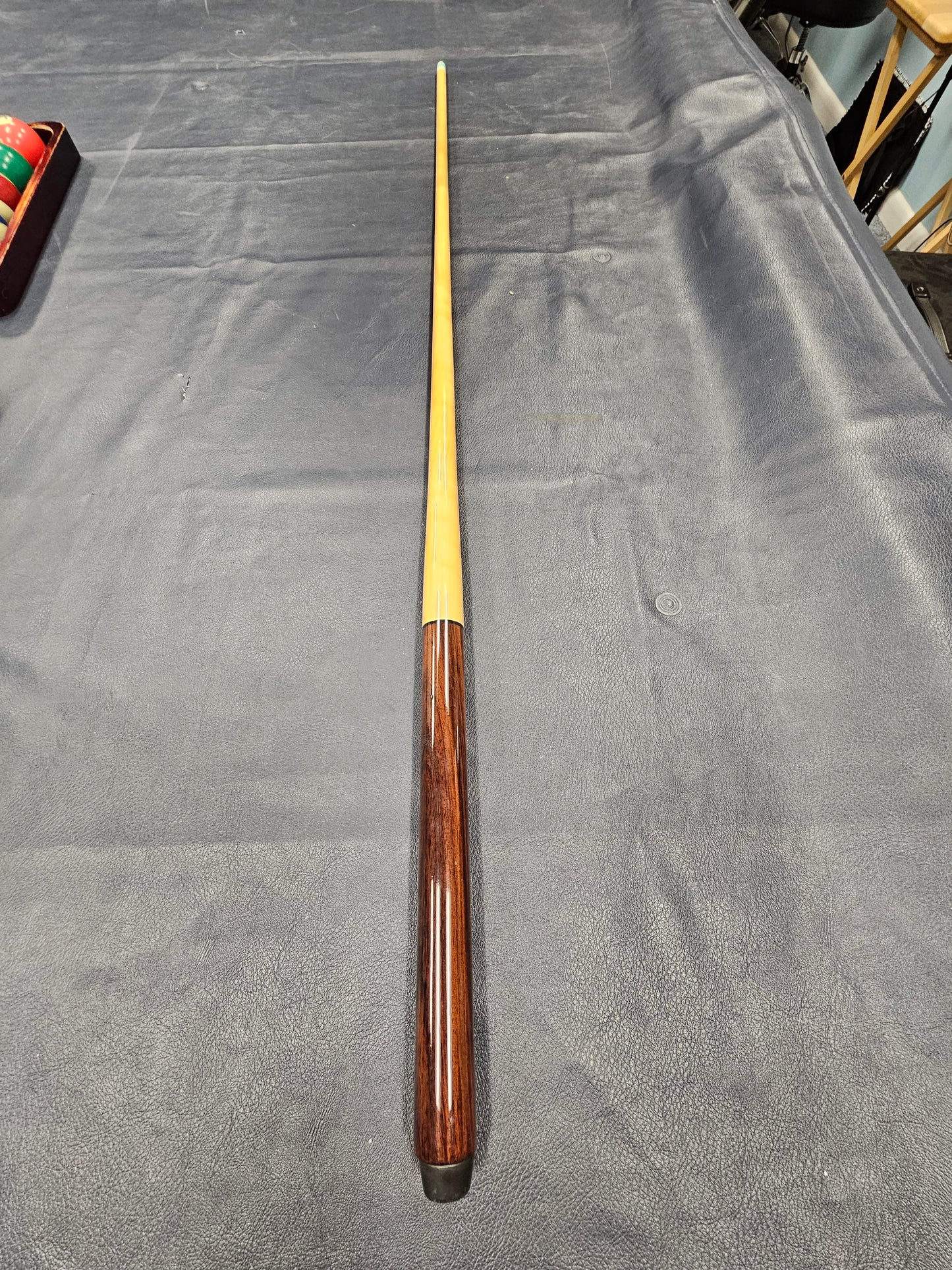 Cue stick