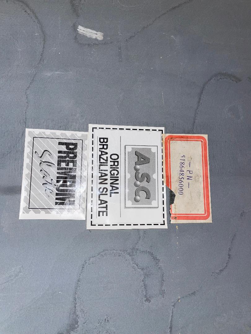 picture of pool table slate
