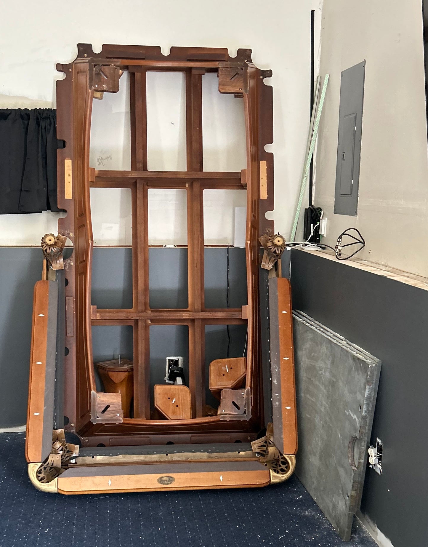 8' Leisure Bay Pool Table -