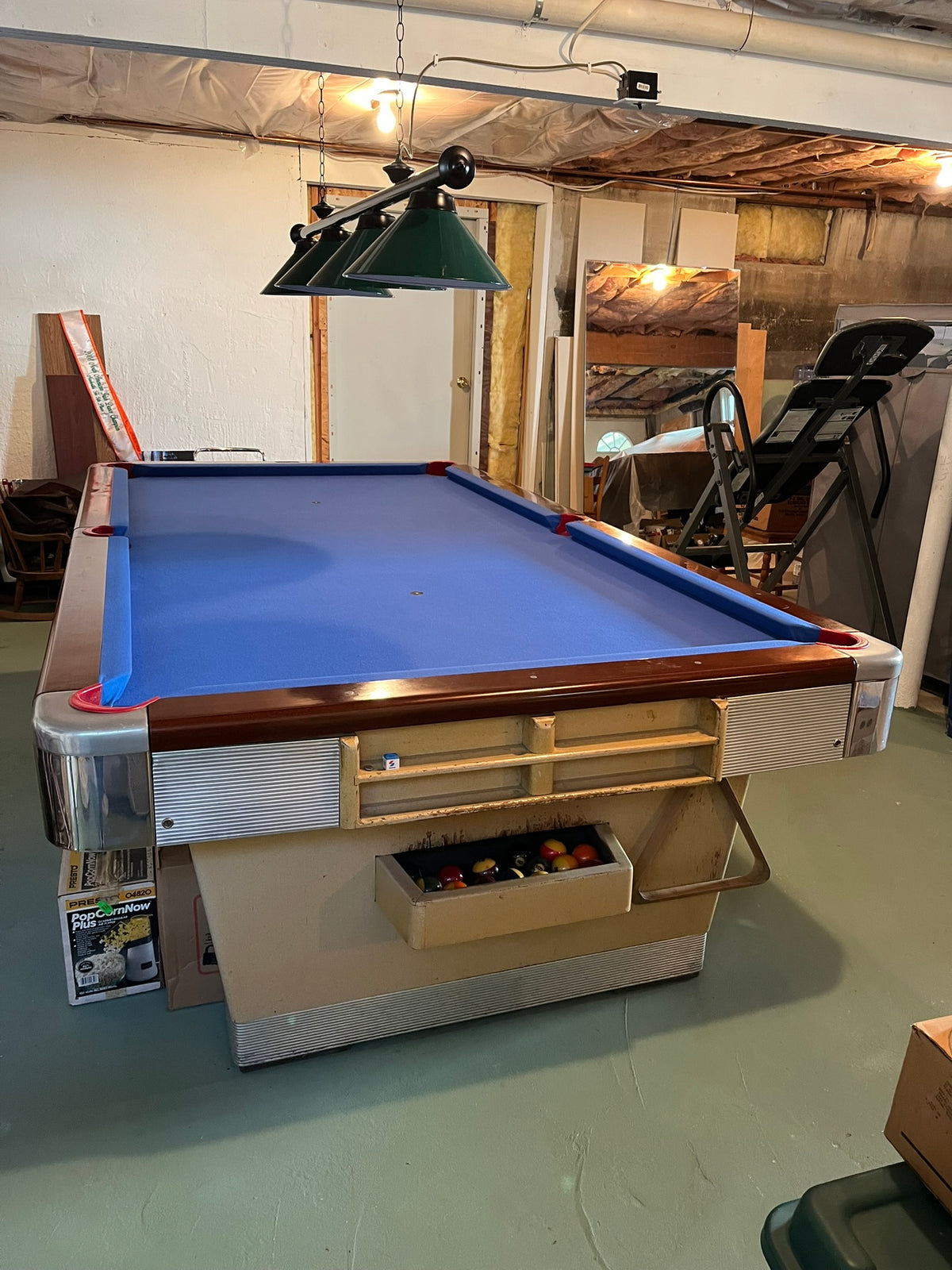 9' The Cleveland Victor Billiard Company Pool Table - Smithtown, NY