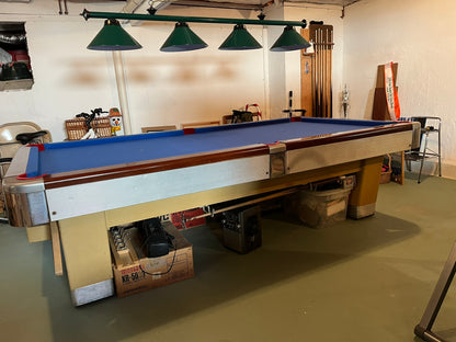 9' The Cleveland Victor Billiard Company Pool Table - Smithtown, NY