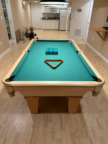 Blonde wood w/ green felt 